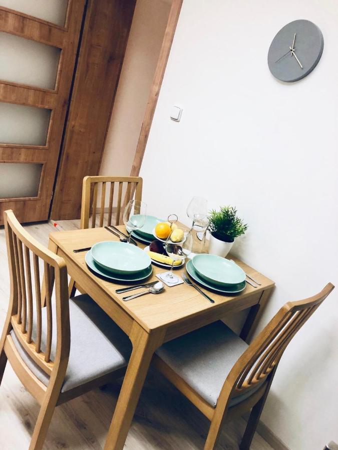 ברטיסלאבה James Bond Apartment Old Town מראה חיצוני תמונה